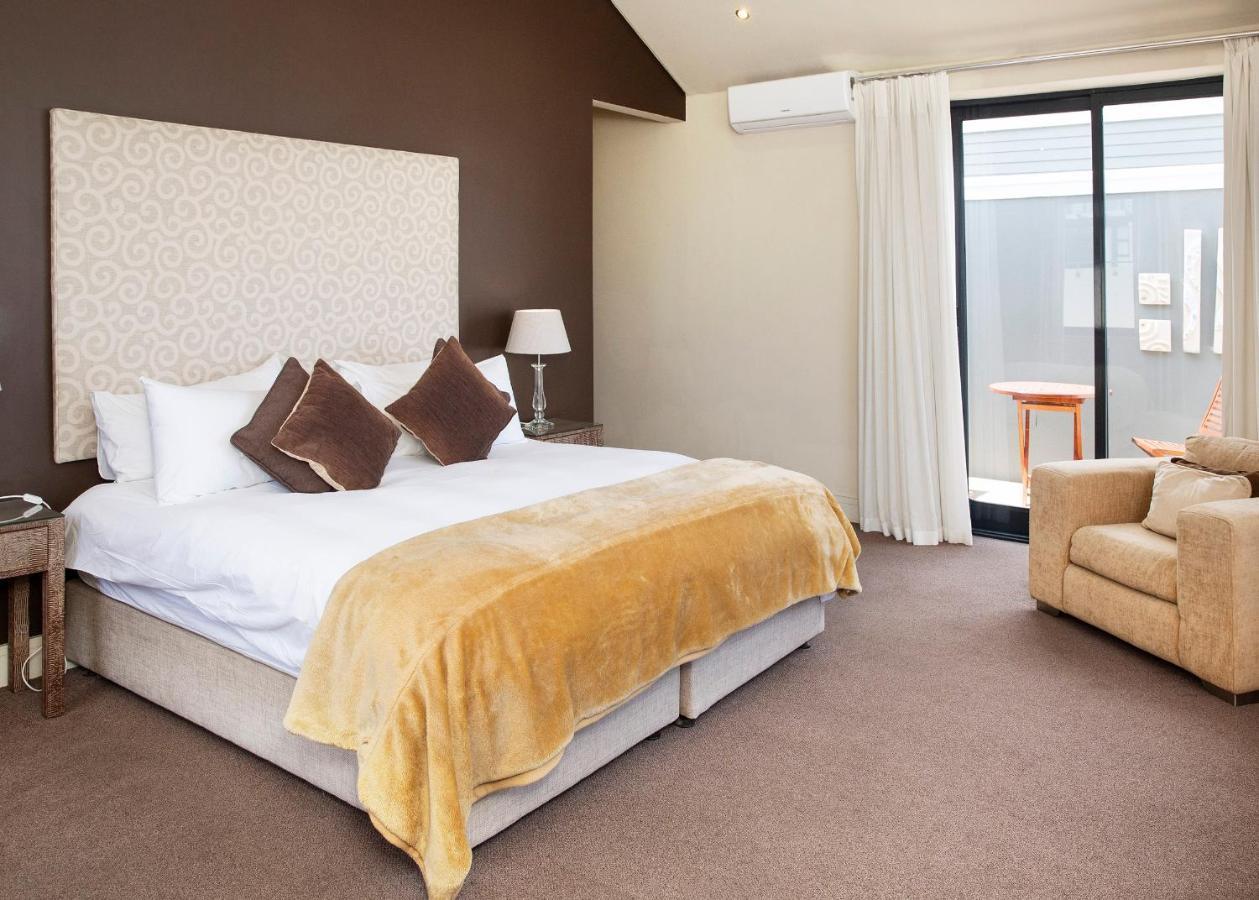 Marine Square Luxury Suites Hermanus Esterno foto